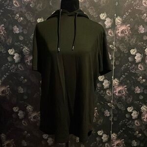 Short sleeve hoodie